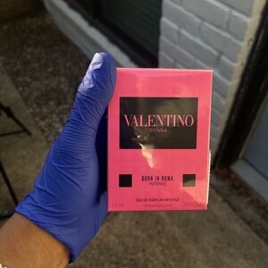 Valentino Donna Born in Roma Intense Eau de Parfum